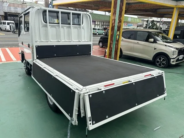 キャンター(三菱)Wキャブ　２ｔ　５ＭＴレンタ登録済未使用車 16