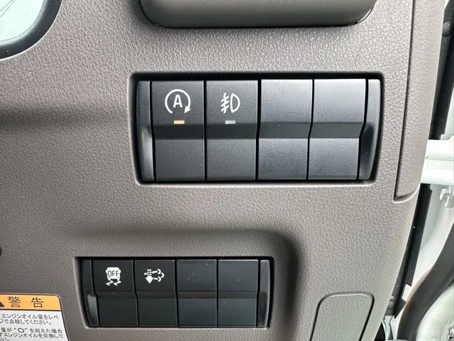 キャンター(三菱)Wキャブ　２ｔ　５ＭＴレンタ登録済未使用車 22