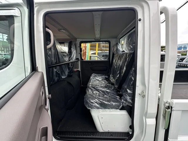 キャンター(三菱)Wキャブ　２ｔ　５ＭＴレンタ登録済未使用車 4