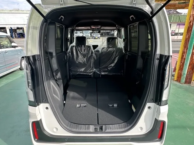 N-BOX(ホンダ)N-BOXカスタム届出済未使用車 10
