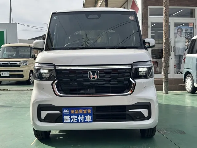 N-BOX(ホンダ)N-BOXカスタム届出済未使用車 24