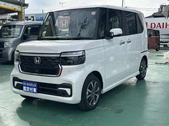N-BOX(ホンダ)N-BOXカスタム届出済未使用車 1
