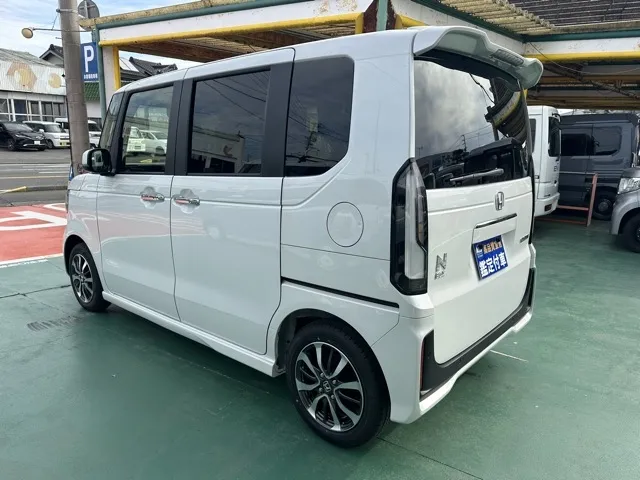 N-BOX(ホンダ)N-BOXカスタム届出済未使用車 2