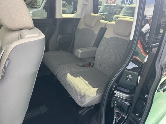 N-BOX(ホンダ)EX中古車 4