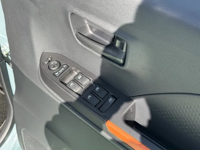 タント(ダイハツ)ファンクロスターボ  パノラマUGP中古車 14