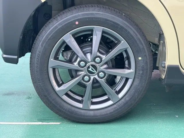 タント(ダイハツ)ファンクロス届出済未使用車 16