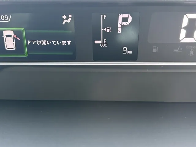 タント(ダイハツ)ファンクロス届出済未使用車 28