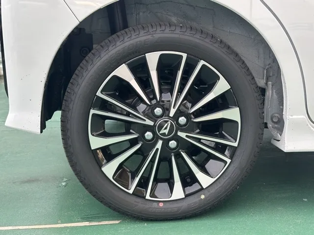 タント(ダイハツ)RS届出済未使用車 16