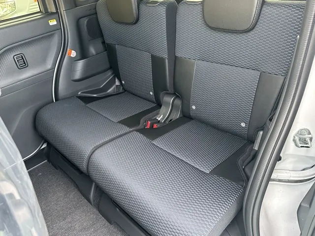 タント(ダイハツ)RS届出済未使用車 4