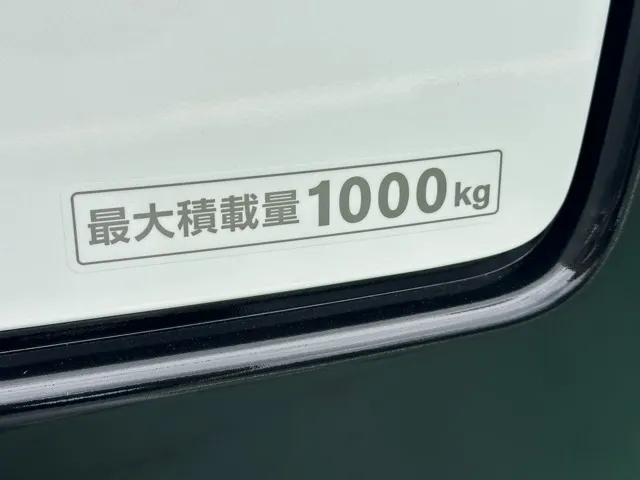 キャラバン(ニッサン)ディーゼル ロング オーテックラインプラスブラックP 左PSD 4WD登録済未使用車 10