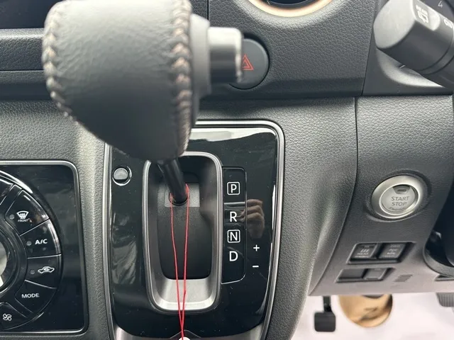 キャラバン(ニッサン)ディーゼル ロング オーテックラインプラスブラックP 左PSD 4WD登録済未使用車 19