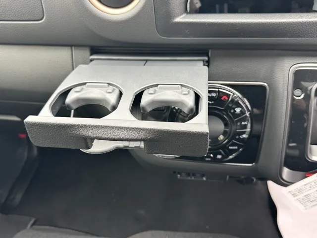 キャラバン(ニッサン)ディーゼル ロング オーテックラインプラスブラックP 左PSD 4WD登録済未使用車 24