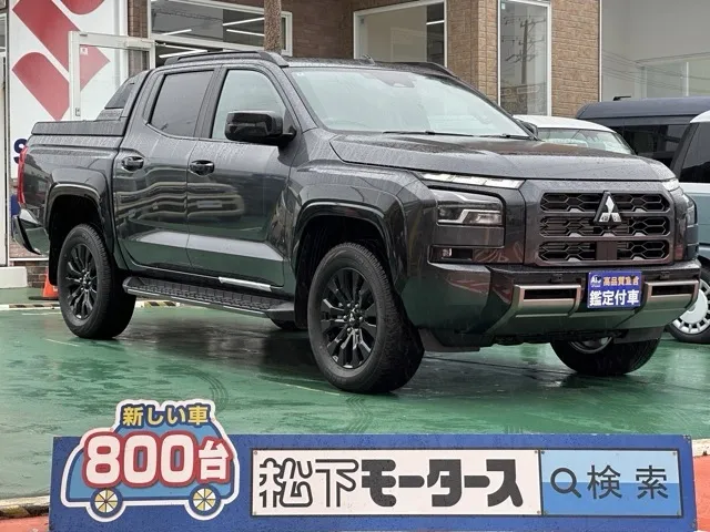 トライトン(三菱)GSR登録済未使用車 0