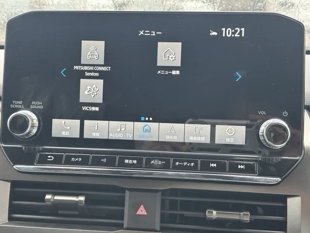 トライトン(三菱)GSR登録済未使用車 27