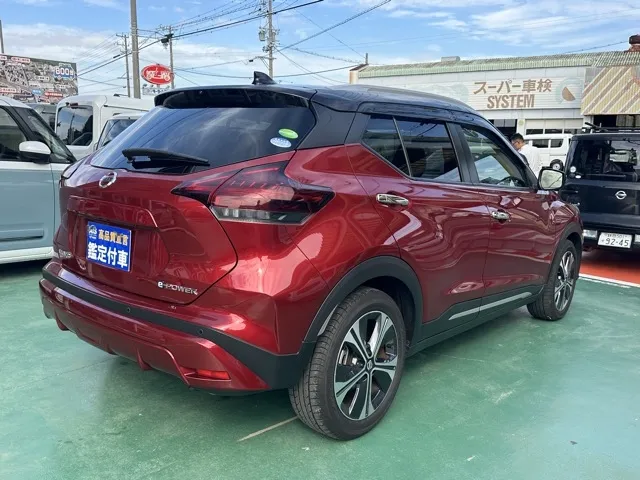 キックス(ニッサン)X中古車 9