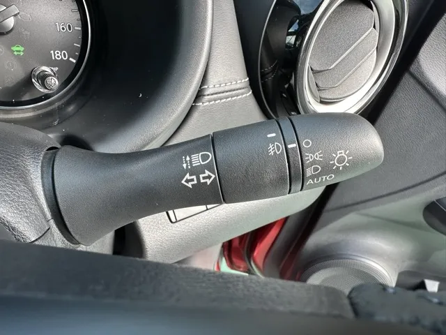 キックス(ニッサン)X中古車 13