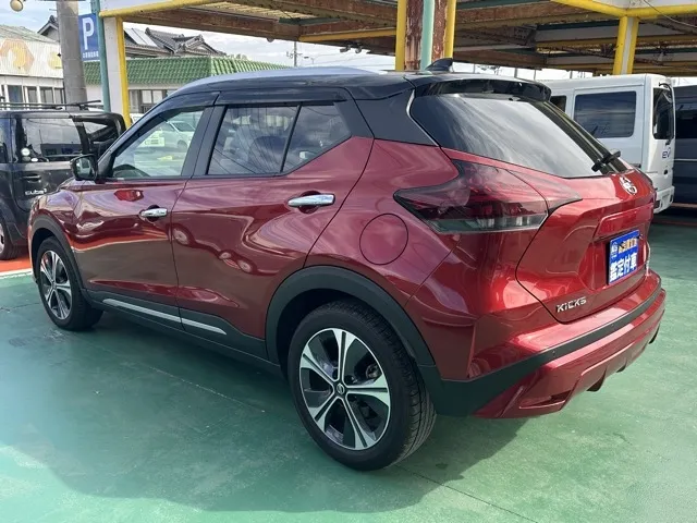 キックス(ニッサン)X中古車 2