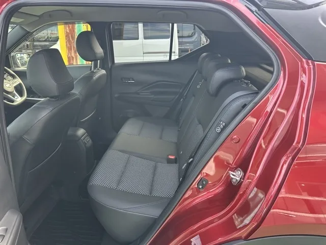 キックス(ニッサン)X中古車 4