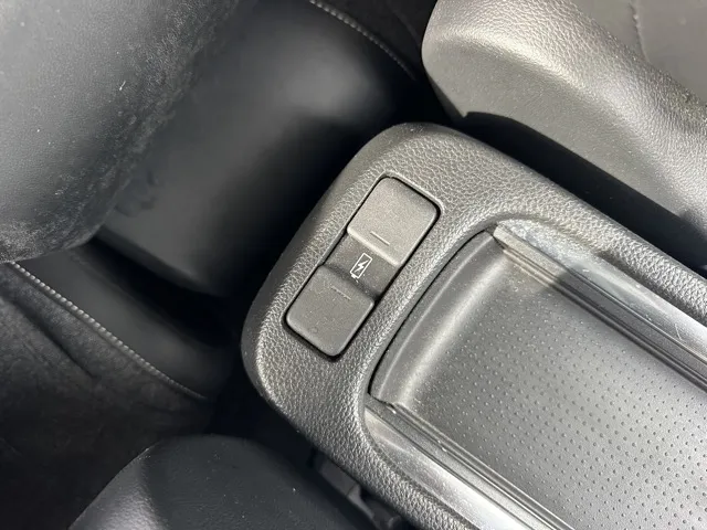 フィット(ホンダ)e：HEV ホーム中古車 22