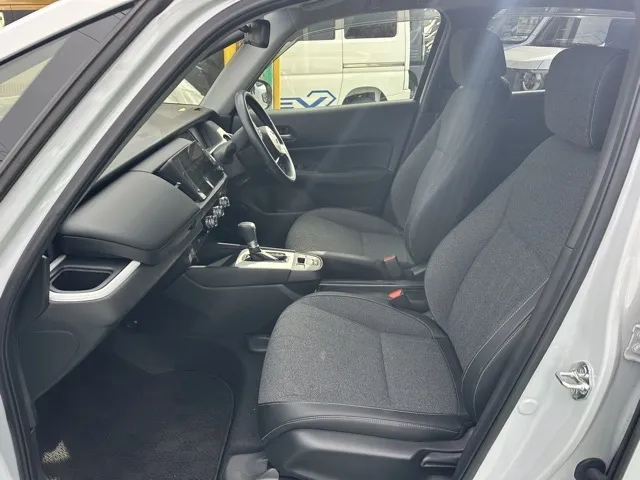 フィット(ホンダ)e：HEV ホーム中古車 3