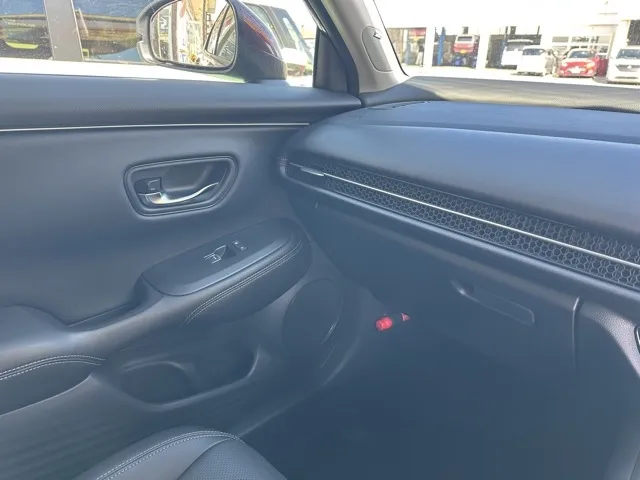 ZR-V(ホンダ)e：HEV Z中古車 24