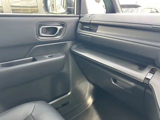 ステップワゴン(ホンダ)スパーダ 7人登録済未使用車 23