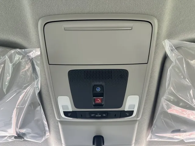 ステップワゴン(ホンダ)e・HEVエアー 7人登録済未使用車 22