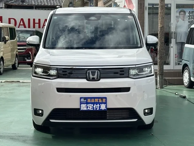 ステップワゴン(ホンダ)e・HEVエアー 7人登録済未使用車 27