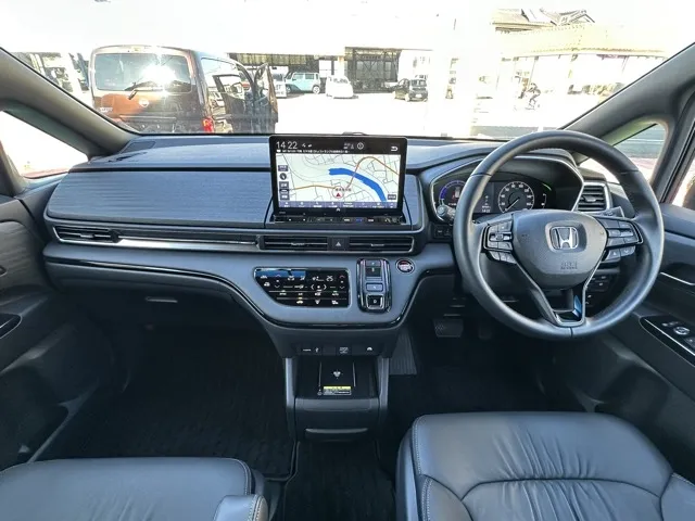 オデッセイ(ホンダ)e：HEV アブソルート EXブラックエディション 7人中古車 9