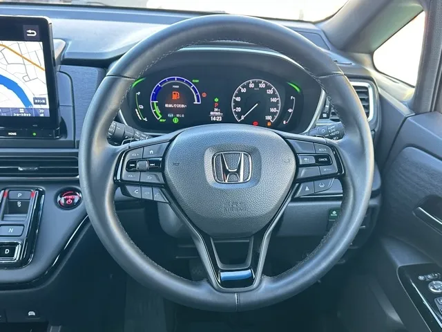 オデッセイ(ホンダ)e：HEV アブソルート EXブラックエディション 7人中古車 10