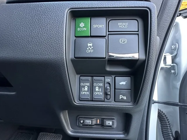 オデッセイ(ホンダ)e：HEV アブソルート EXブラックエディション 7人中古車 15