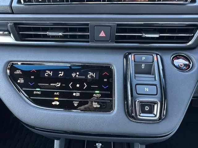 オデッセイ(ホンダ)e：HEV アブソルート EXブラックエディション 7人中古車 21