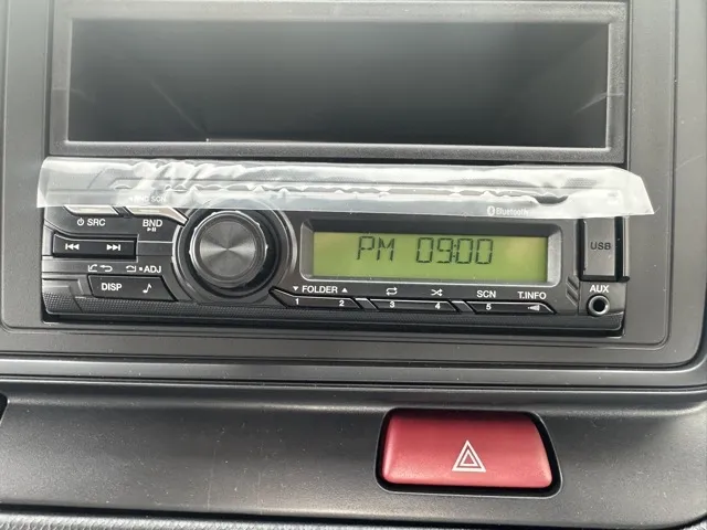 キャンター(三菱)全低床 平ボディ ２ｔ登録済未使用車 24