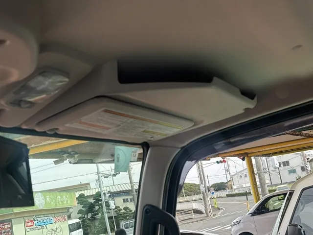 キャンター(三菱)全低床 平ボディ ２ｔ登録済未使用車 4