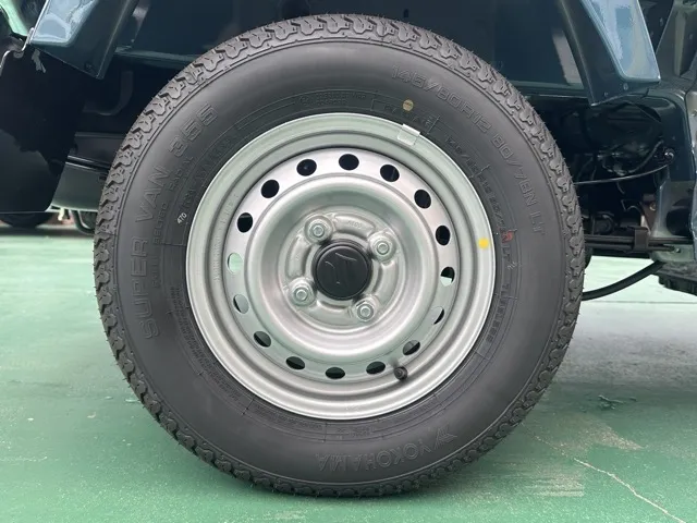 キャリートラック(スズキ)KX 2WD AT届出済未使用車 11