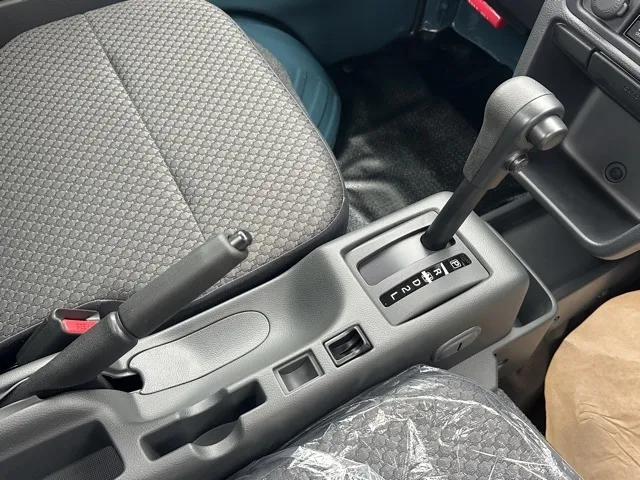 キャリートラック(スズキ)KX 2WD AT届出済未使用車 13