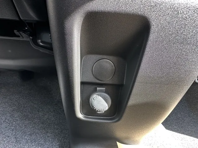 ワゴンRスマイル(スズキ)ハイブリッドX クリームコーデ届出済未使用車 18