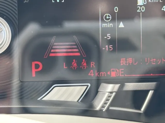 ワゴンRスマイル(スズキ)ハイブリッドX クリームコーデ届出済未使用車 22