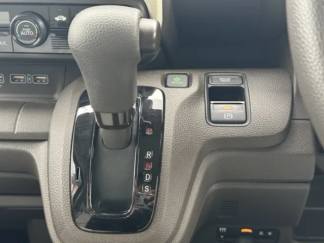 N-WGN(ホンダ)G ホンダセンシング 助手席回転シート中古車 13