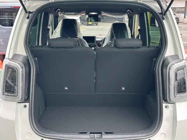 N-ONE(ホンダ)ＲＳ ６ＭＴ届出済未使用車 9