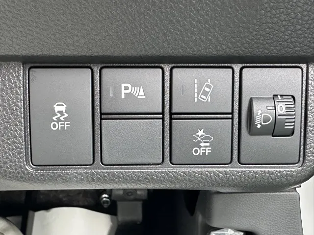 N-ONE(ホンダ)ＲＳ ６ＭＴ届出済未使用車 13