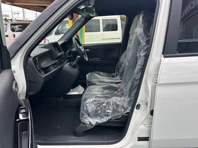 N-ONE(ホンダ)ＲＳ ６ＭＴ届出済未使用車 3