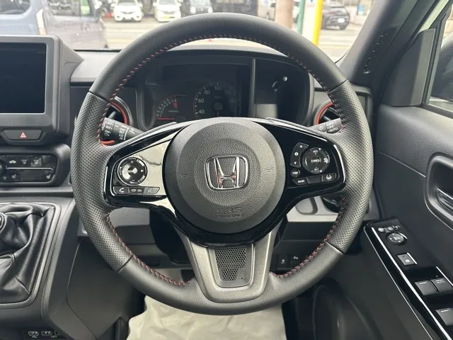 N-ONE(ホンダ)ＲＳ ６ＭＴ届出済未使用車 6