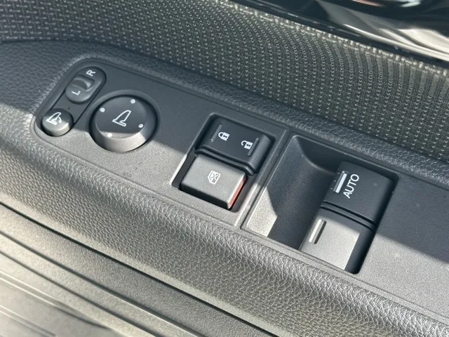 N-VAN(ホンダ)FUN 届出済未使用車 13