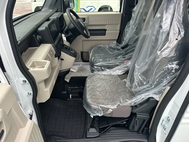 N-VAN(ホンダ)e FUN届出済未使用車 3
