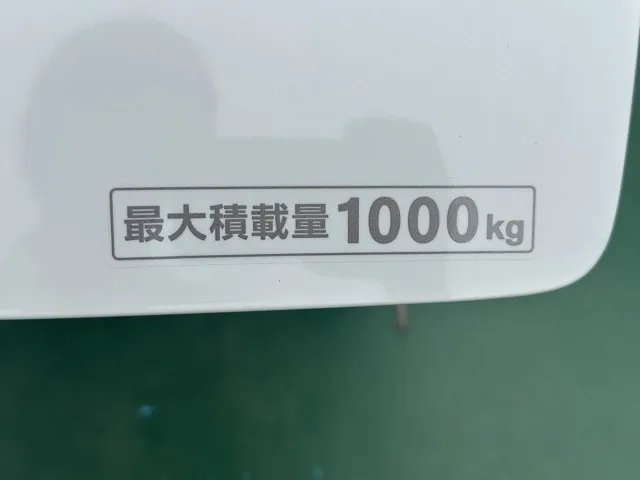 キャラバン(ニッサン)ディーゼル ロングGRANDプレミアムGX 4WD登録済未使用車 9
