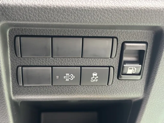 キャラバン(ニッサン)ディーゼル ロングGRANDプレミアムGX 4WD登録済未使用車 19