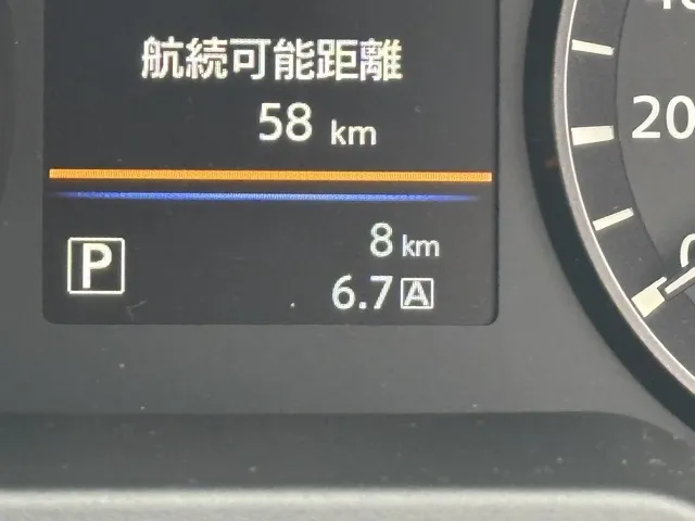 キャラバン(ニッサン)ディーゼル ロングGRANDプレミアムGX 4WD登録済未使用車 25