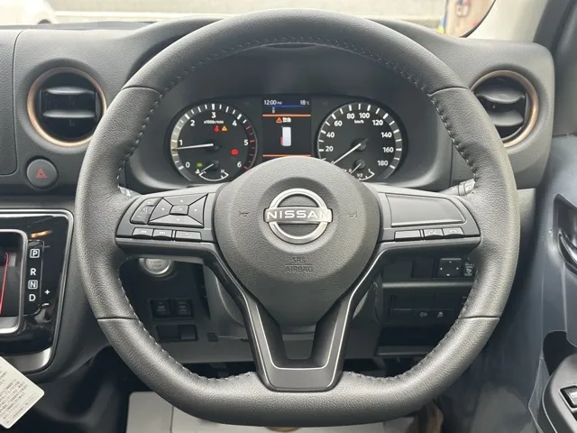 キャラバン(ニッサン)ディーゼル ロングGRANDプレミアムGX 4WD登録済未使用車 7