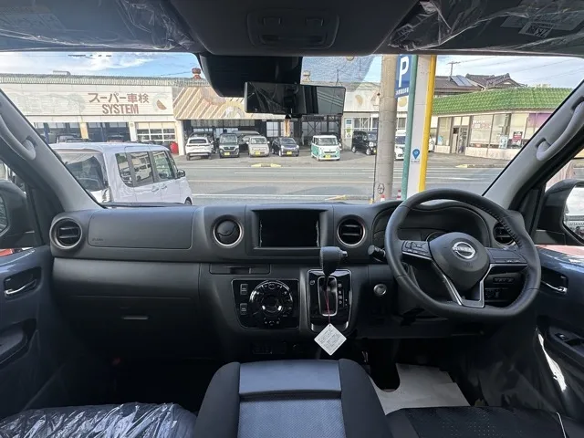 キャラバン(ニッサン)ディーゼル ロングGRANDプレミアムGX 4WD登録済未使用車 6